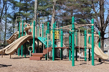 Fairchester-Woods-Park-6.jpg
